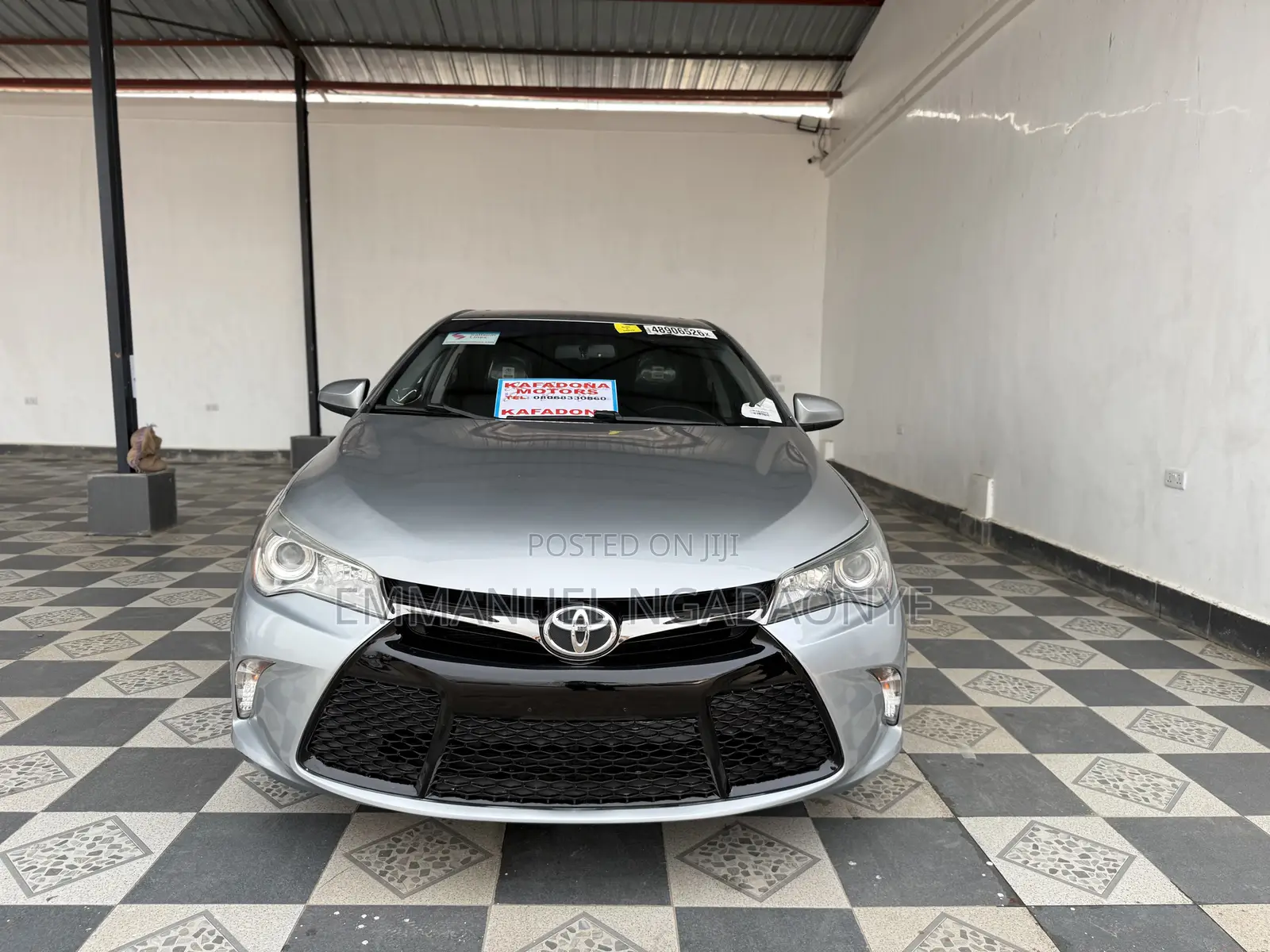 Toyota Camry 2016 Silver