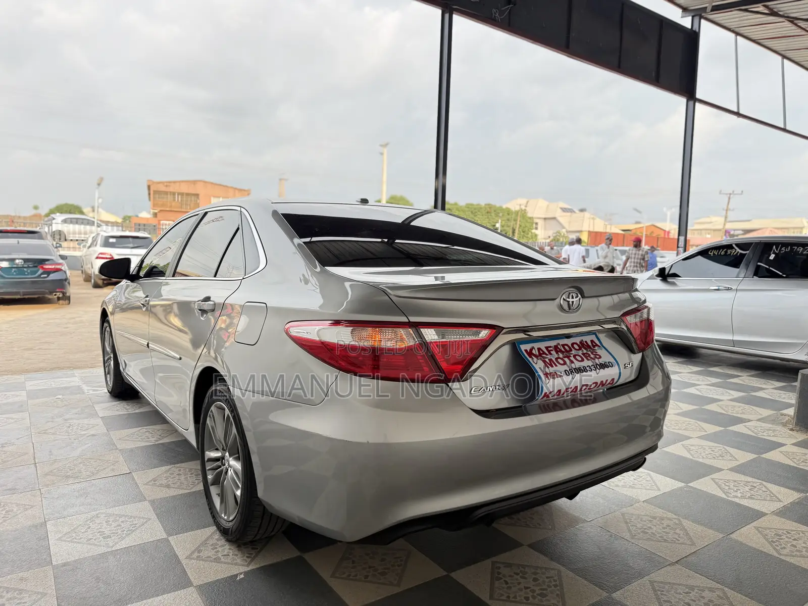 Toyota Camry 2016 Silver