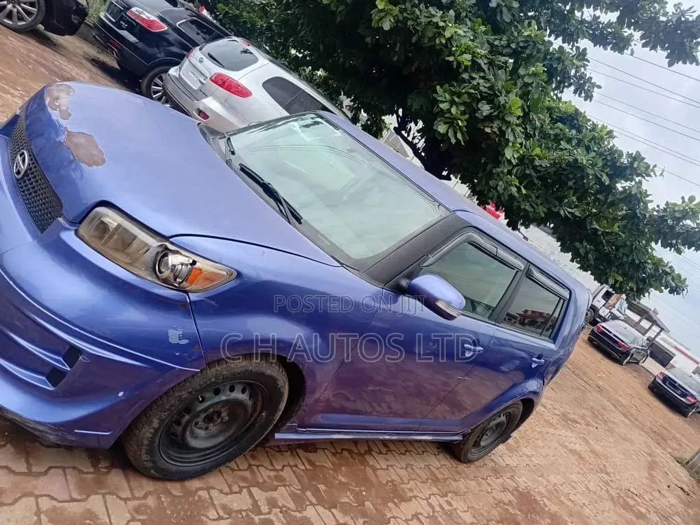 Scion xD 2011 Blue