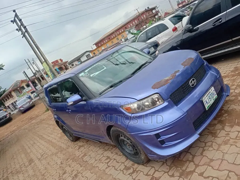 Scion xD 2011 Blue