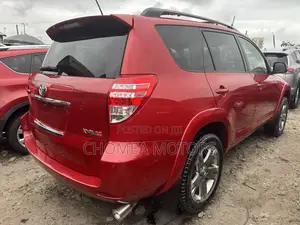 Toyota RAV4 2013 Red