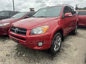 Toyota RAV4 2013 Red