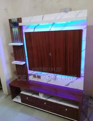 6x6 TV Console