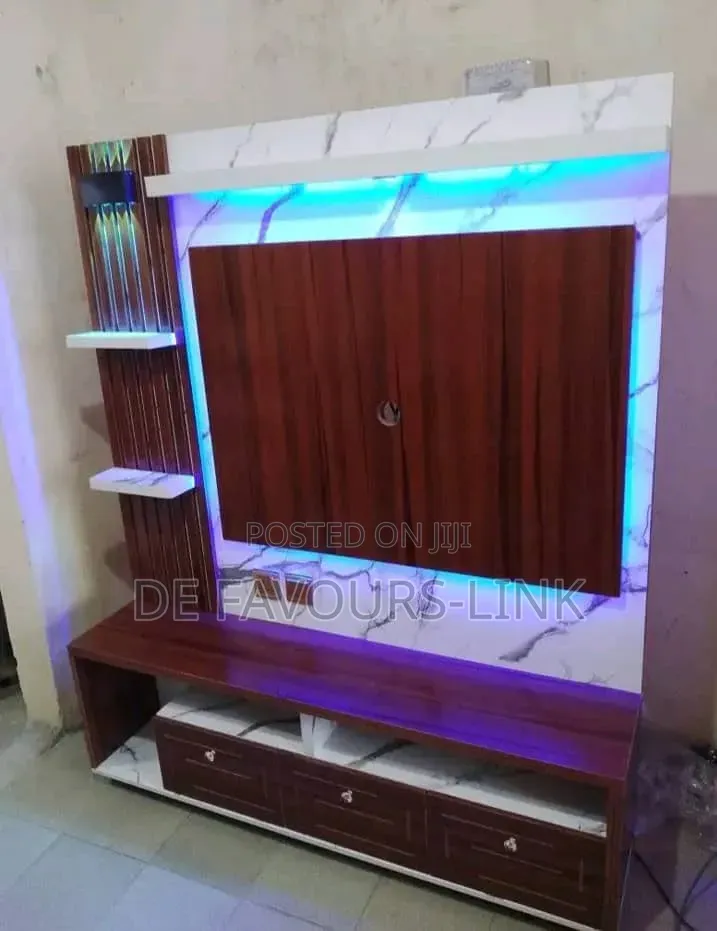 6x6 TV Console