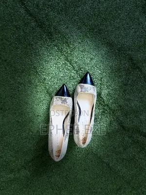 Ladies Quality Shoe