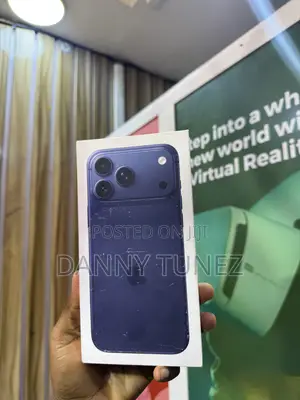 New Apple iPhone 17 Pro Max 256 GB Blue