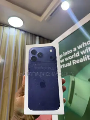 New Apple iPhone 17 Pro Max 256 GB Blue