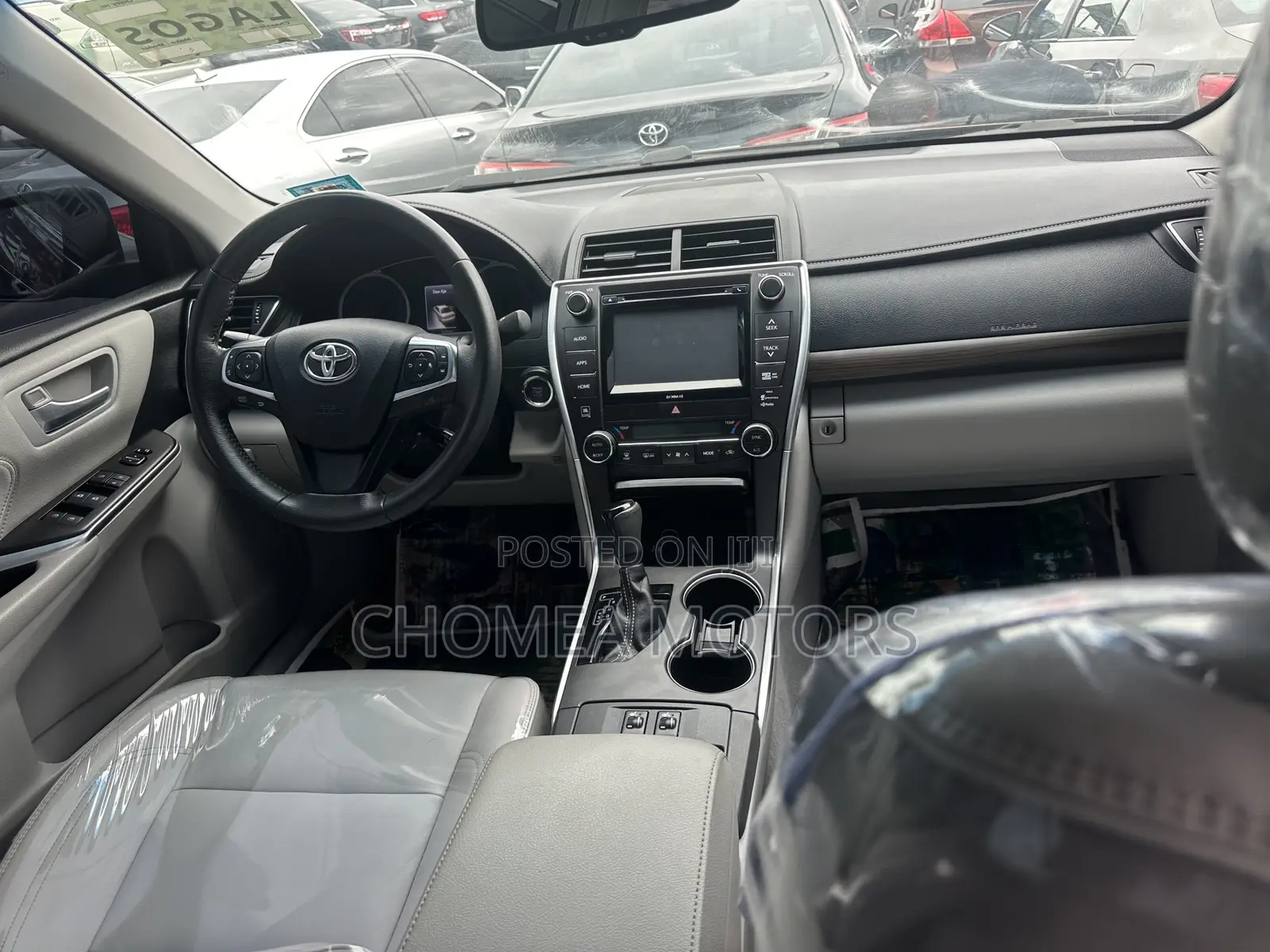 Toyota Camry 2017