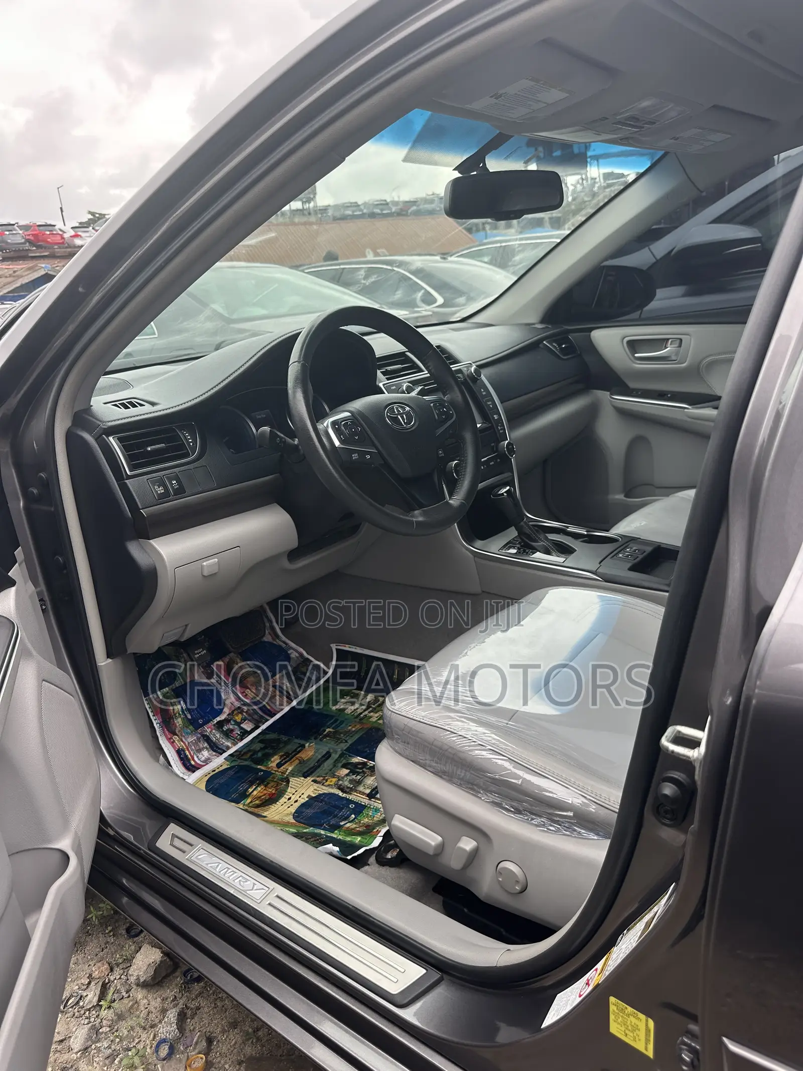 Toyota Camry 2017