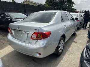 Toyota Corolla 2011 Silver