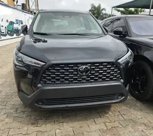 Toyota Corolla Cross XLE 2025 Black