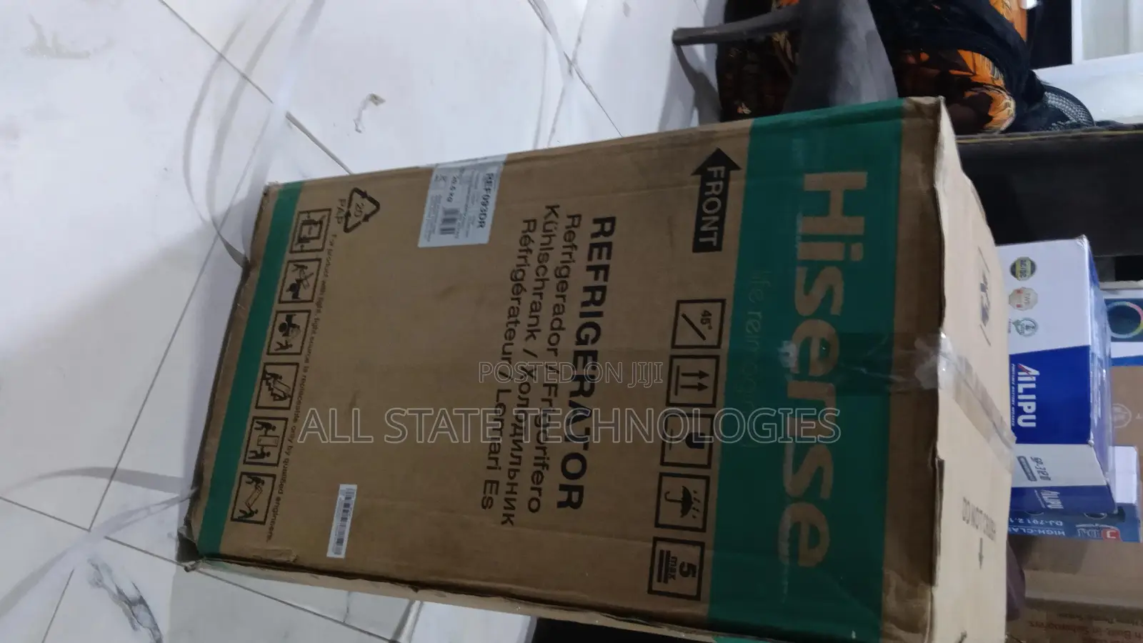 Hisense 90L Single Door Fridge REF093DR
