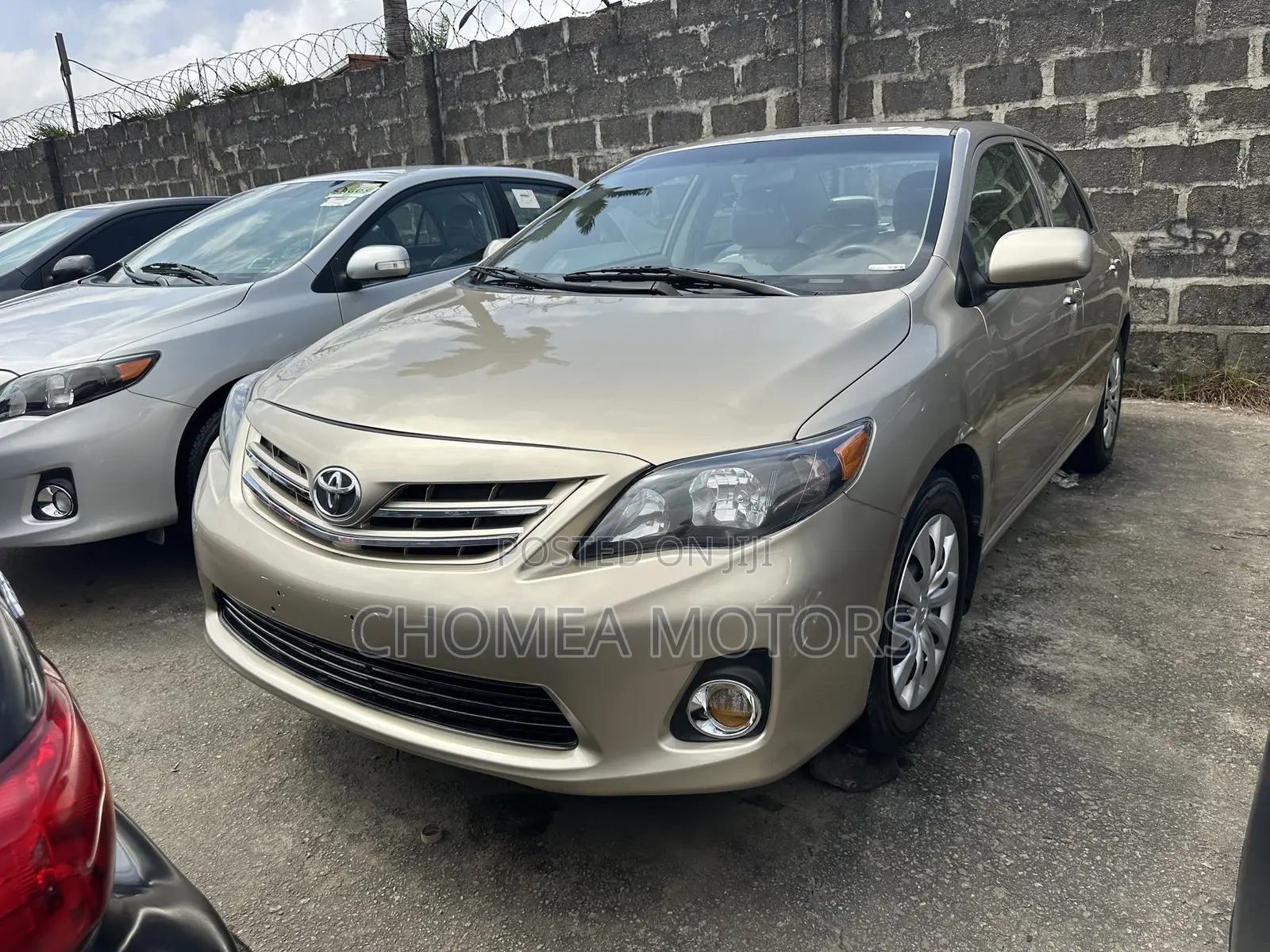 Toyota Corolla 2010 Gold