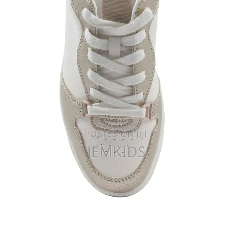Everyday Comfort No Boundaries Shoe