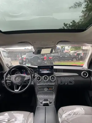 Mercedes-Benz C300 2016 White