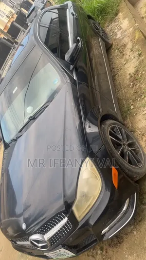 Mercedes-Benz C300 2013 Black