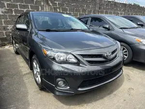 Toyota Corolla 2013 Gray