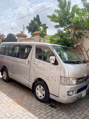 Toyota HiAce 2010 Grey