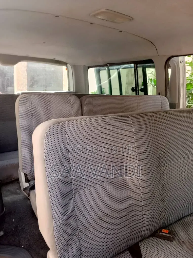 Toyota HiAce 2010 Grey
