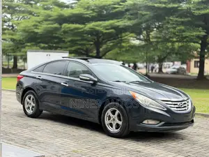 Hyundai Sonata Limited Sedan FWD (2.4L 4cyl 6A) 2013 Gray