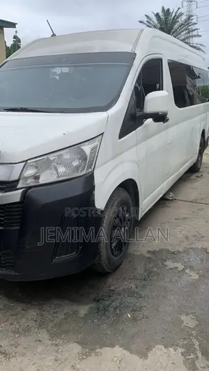 Toyota HiAce 2020 White