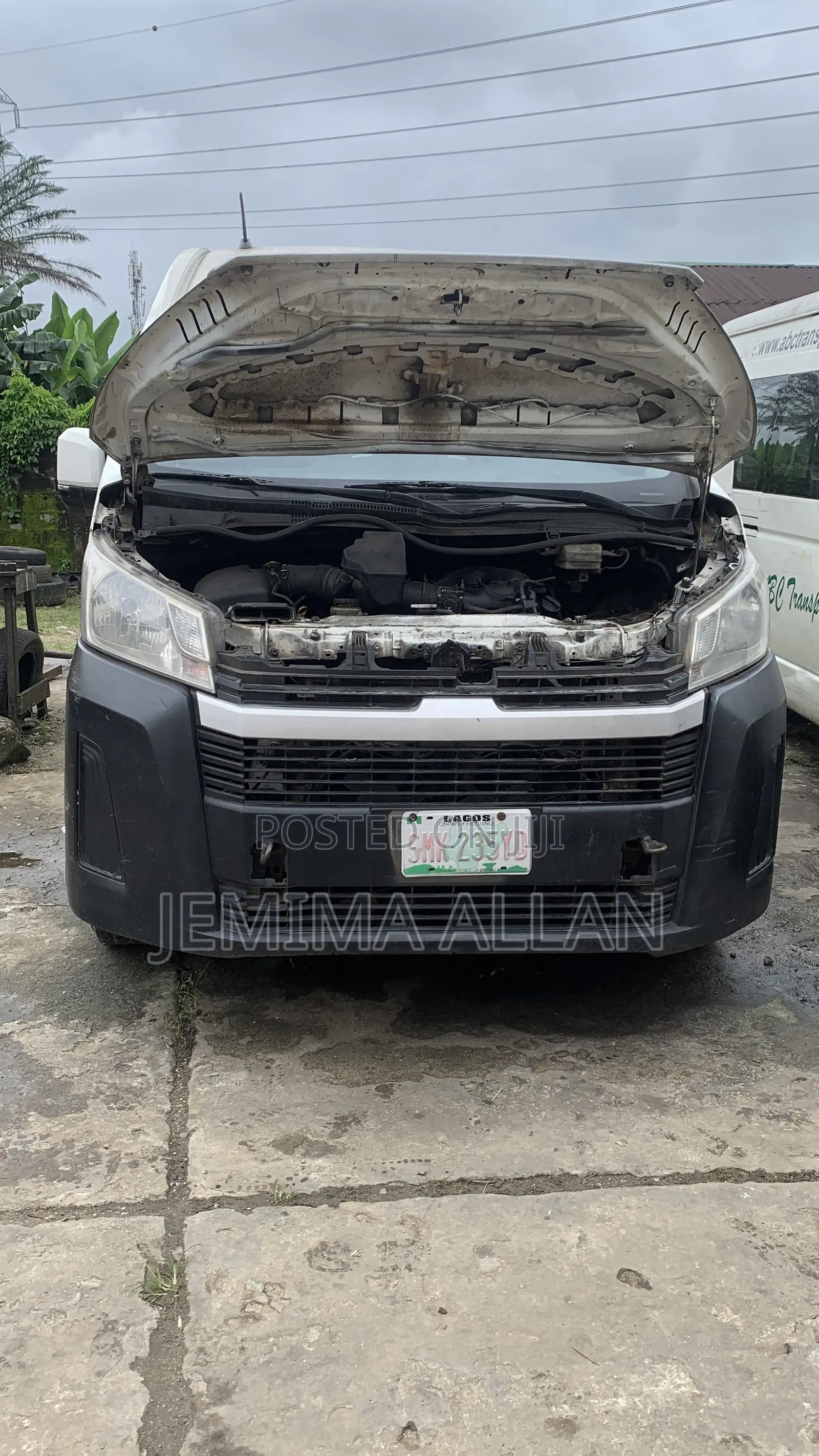 Toyota HiAce 2020 White