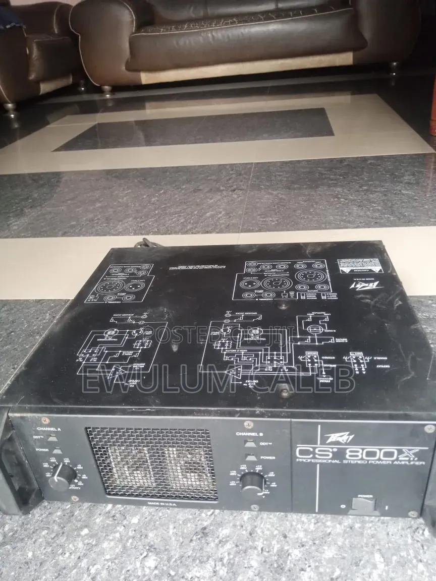 Peavey CS 800 Professional Stereo Power Amplifier