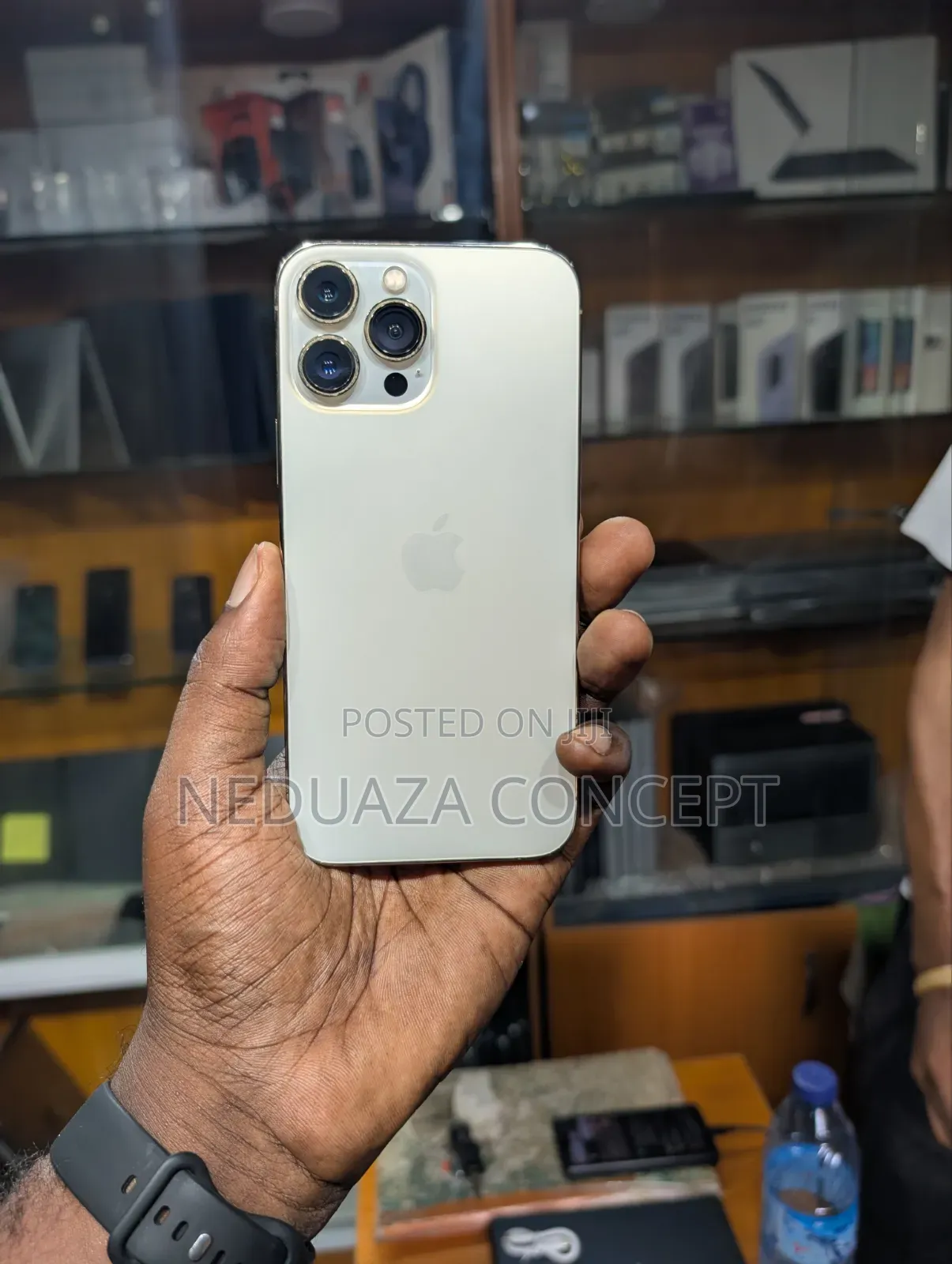 Apple iPhone 13 Pro Max 256 GB Gold