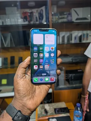 Apple iPhone 13 Pro Max 256 GB Gold