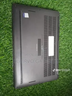 Laptop Dell Latitude 7410 8GB Intel Core i5 SSHD (Hybrid) 256GB