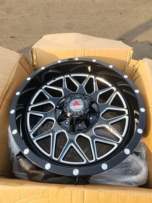 Available in 17 and 20 Inches