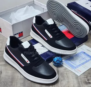 Tommy Hilfiger
