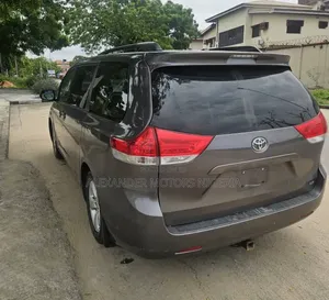 Toyota Sienna LE 7 Passenger 2012 Gray