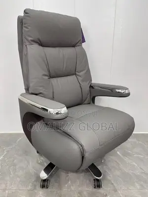 Coffer and Talk Chair