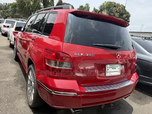 Mercedes-Benz GLK-Class 350 2011 Red