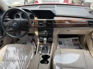 Mercedes-Benz GLK-Class 350 2011 Red