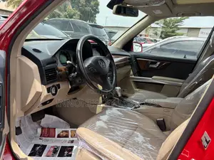 Mercedes-Benz GLK-Class 350 2011 Red