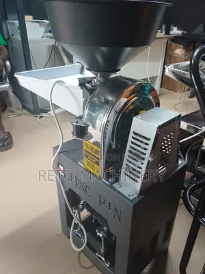 Half Stainless Grinding Machine With Electric Motor