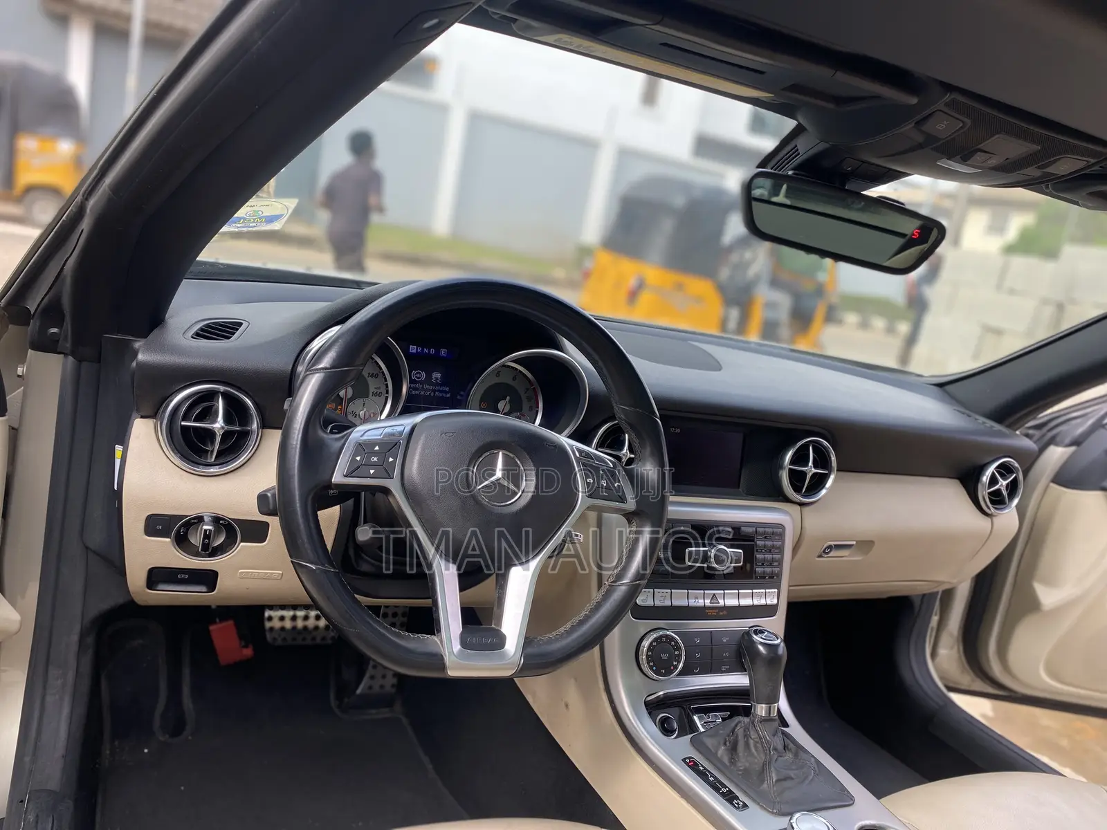 Mercedes-Benz SLK-Class 2011 Gold
