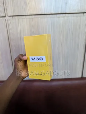New Realme V30 128 GB
