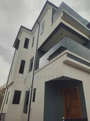 Furnished 5bdrm Duplex in Adeoni, Berger for sale