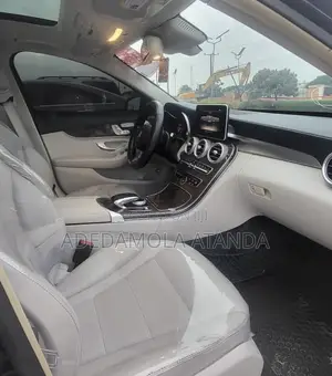Mercedes-Benz C300 Sport 4Matic Sedan AWD (2.0L 4cyll 7A) 2016 Blue