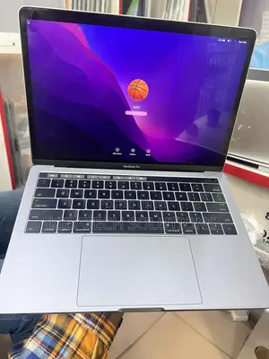 Laptop Apple MacBook Pro 2016 16GB Intel Core i7 SSD 512GB