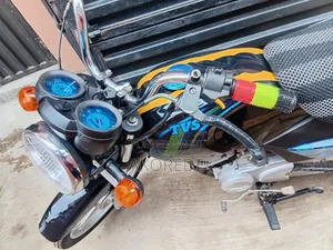 TVS Apache 180 RTR 2025 Red