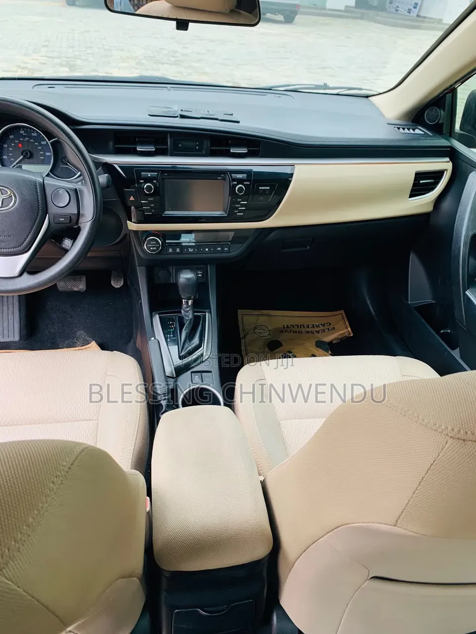 Toyota Corolla 2015 Red