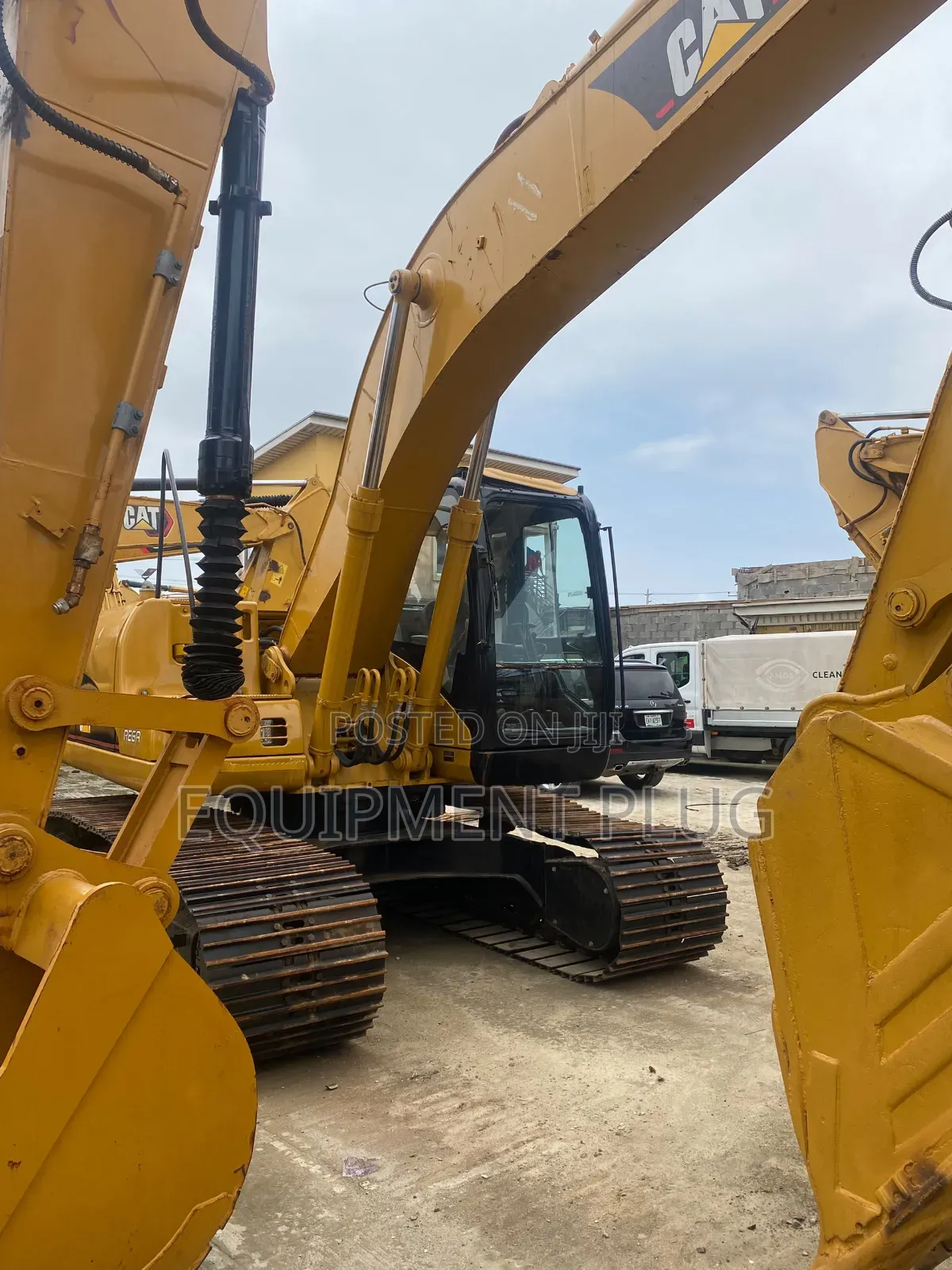 Caterpillar Escavator 320CL