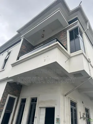 1bdrm Shared Apartment in Top-Notch Estate, Chevron for rent