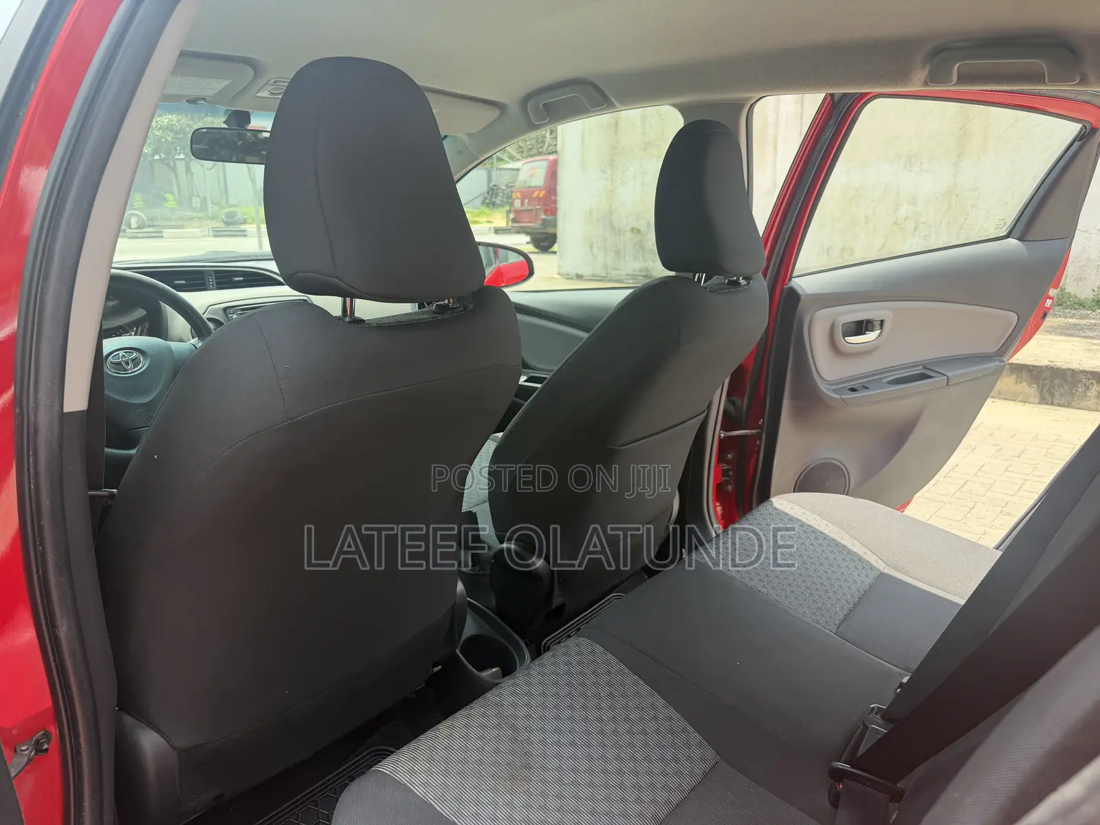 Toyota Yaris LE Hatchback 5dr 2015 Red