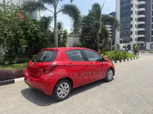 Toyota Yaris LE Hatchback 5dr 2015 Red