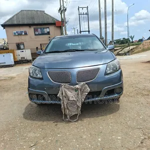 Pontiac Vibe 2006 Gray